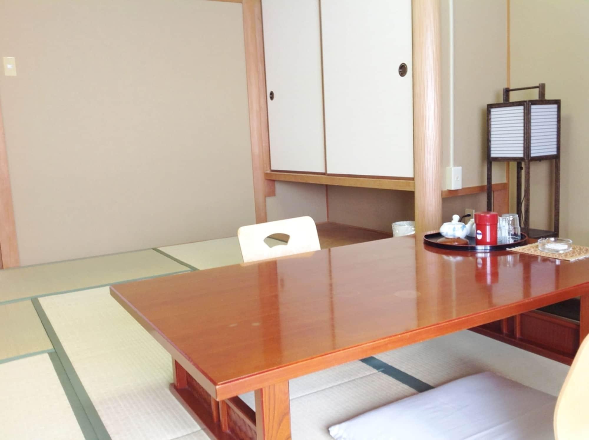 Okayama Plaza Hotel Екстериор снимка