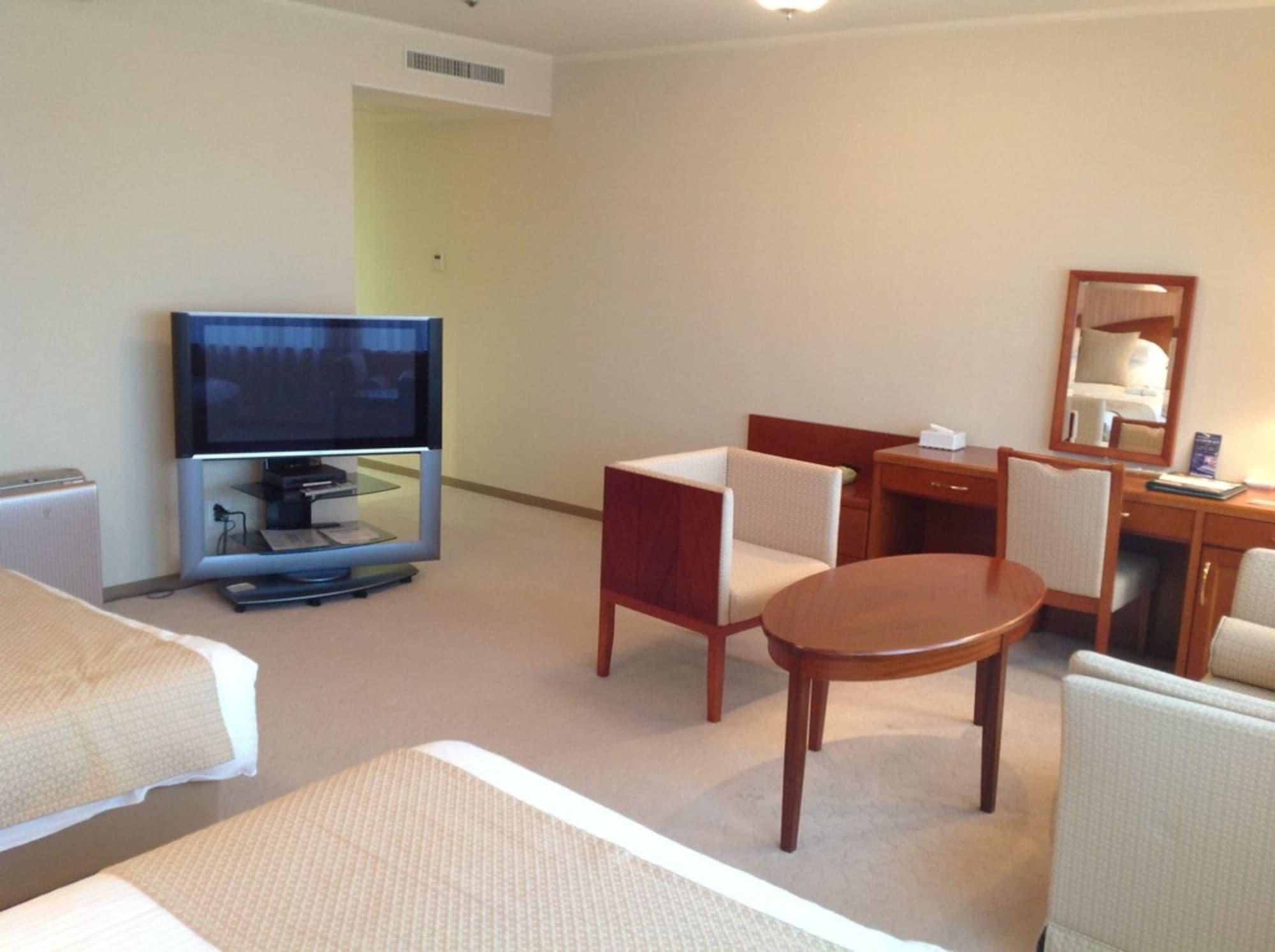 Okayama Plaza Hotel Екстериор снимка