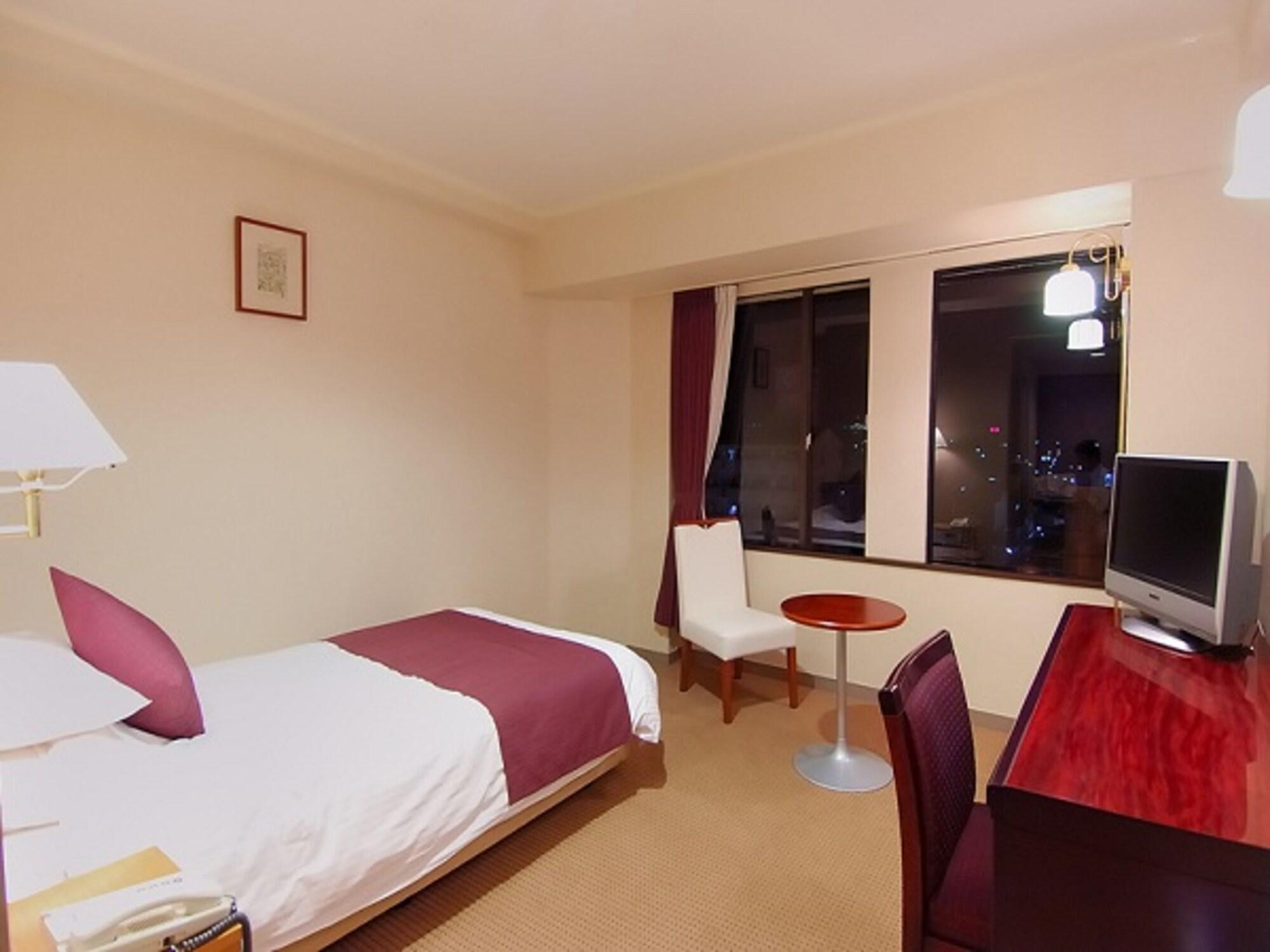 Okayama Plaza Hotel Екстериор снимка