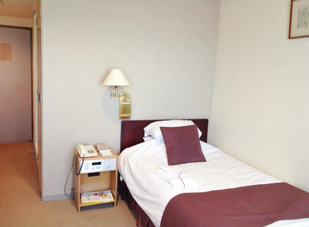 Okayama Plaza Hotel Екстериор снимка