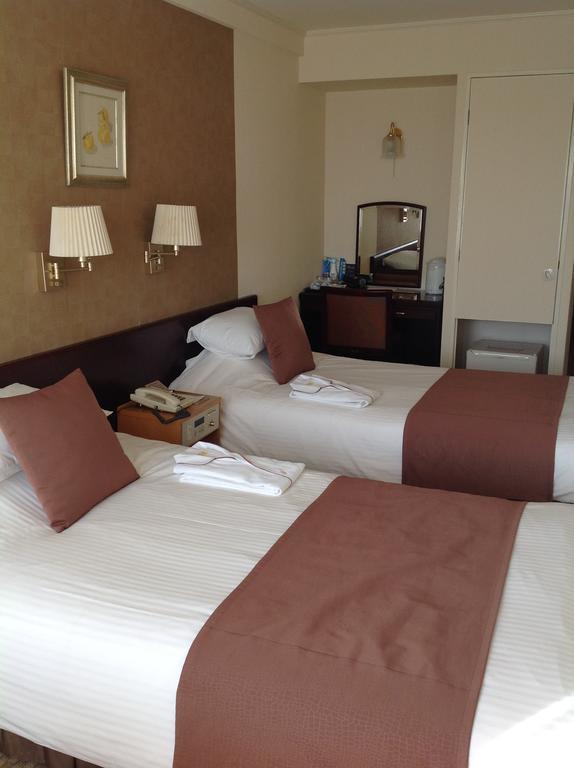 Okayama Plaza Hotel Екстериор снимка