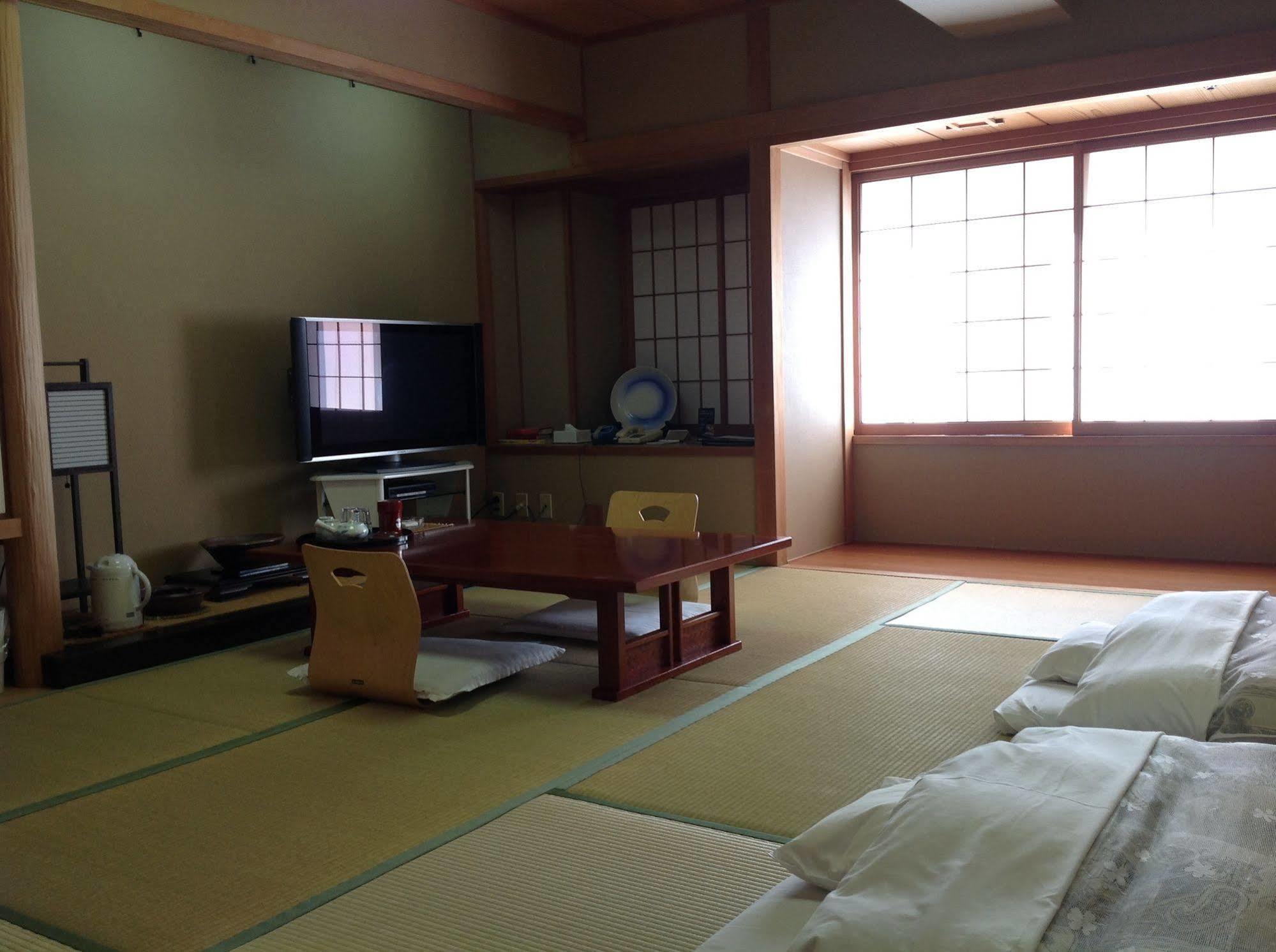 Okayama Plaza Hotel Екстериор снимка